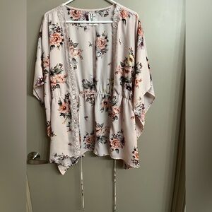 Haute Project Floral Kimono